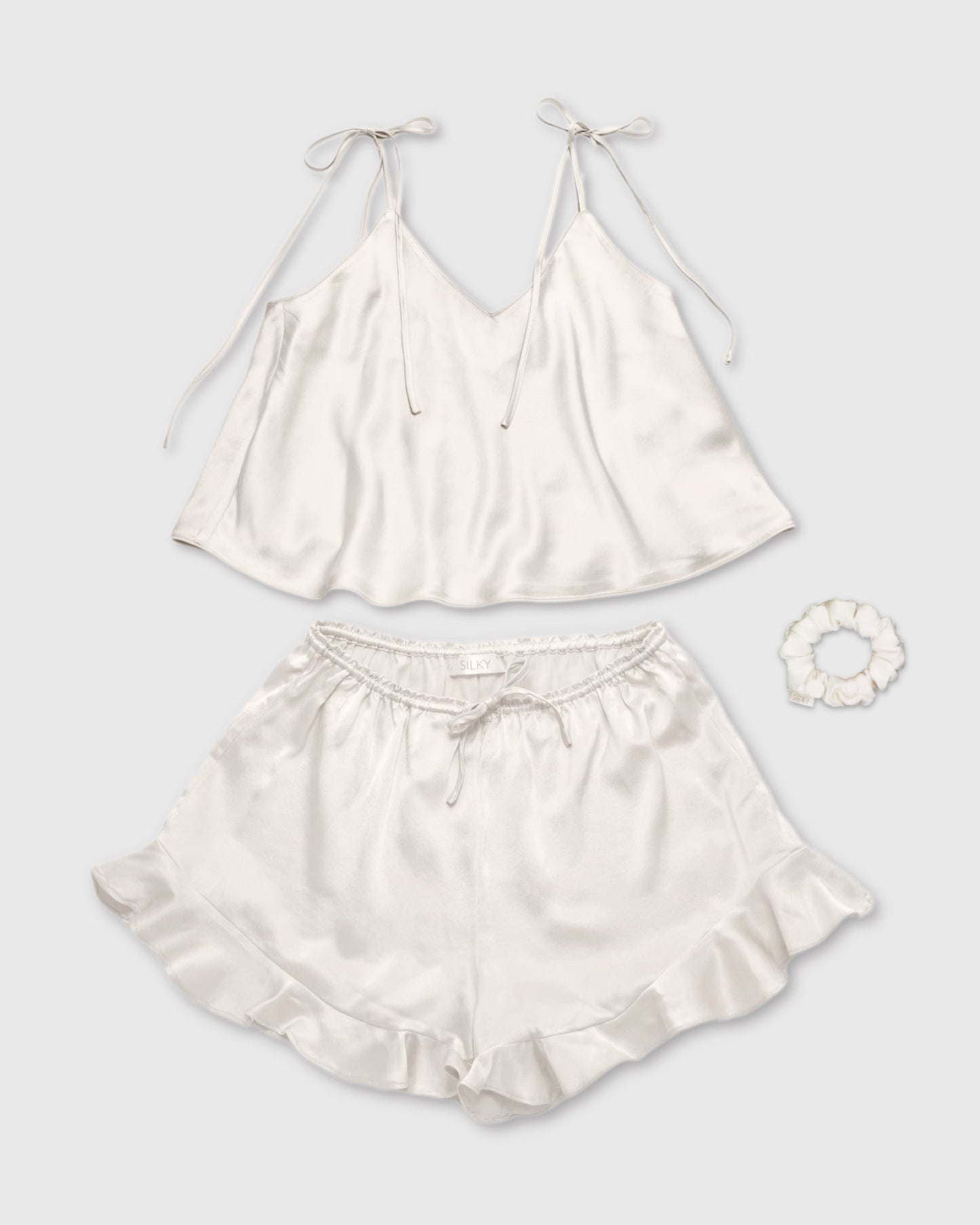 Silk bridal loungewear set with lace