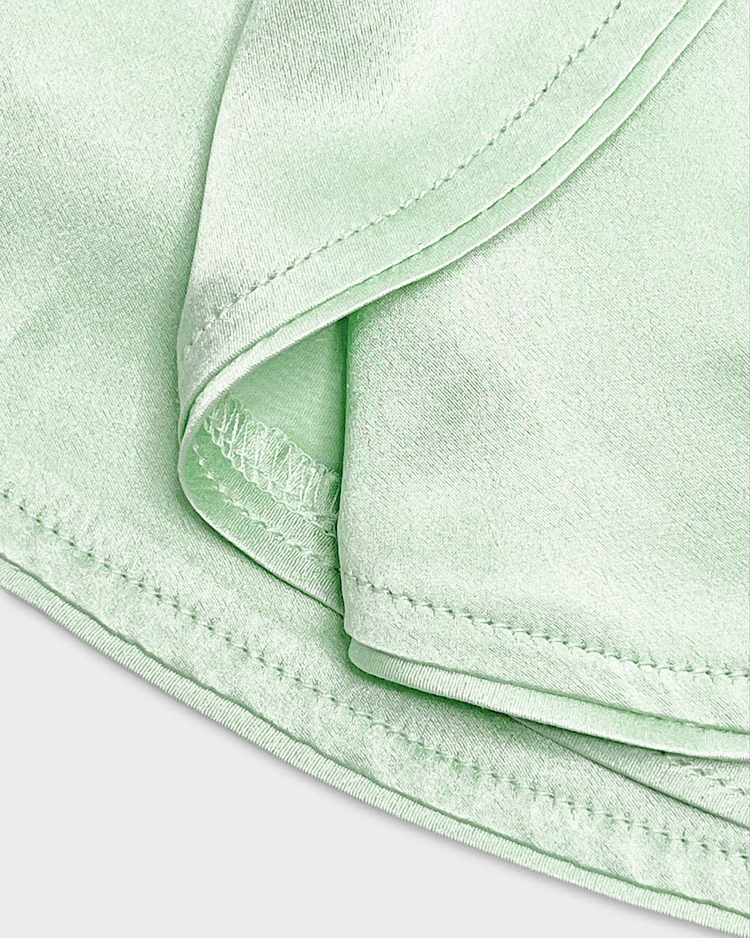 Silk angel short in green